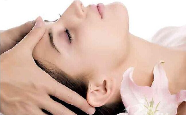 不管什么肤质，你都需要去角质~