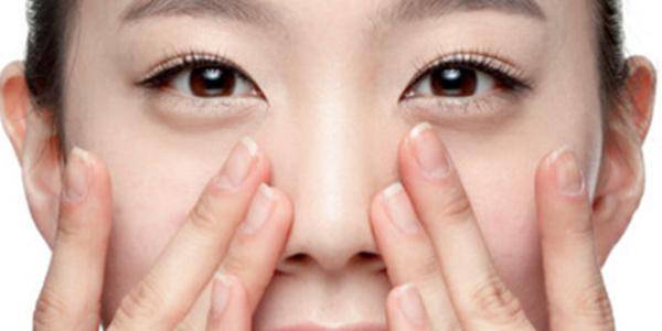 脸上出现毛孔堵塞怎么办