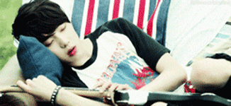  嘟嘴卖萌?麻烦先把唇部保养好再说 