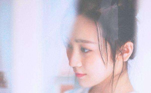 一到秋季肌肤就“不安分”？少了这两步等于白护肤